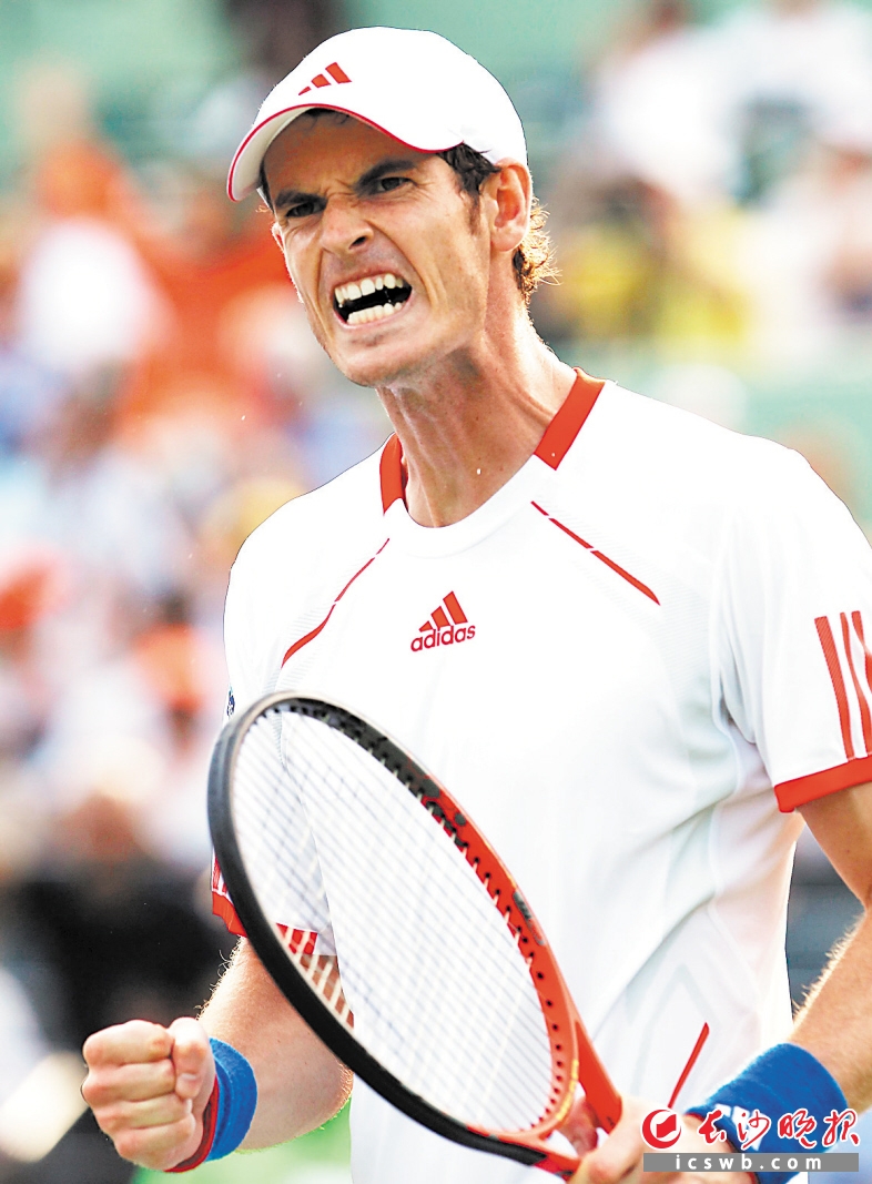 爱游戏娱乐 穆雷和拉塞尔 