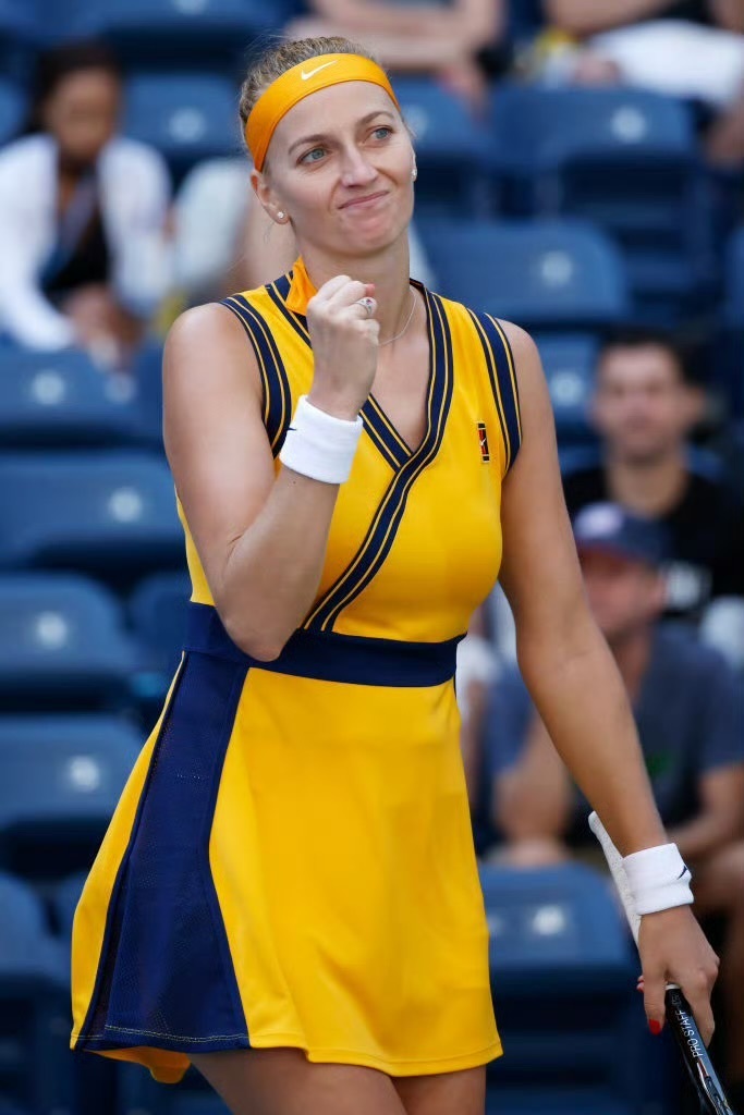 包含科维托娃在拜仁比赛中突破纪录，问鼎冠军引发热议！的词条