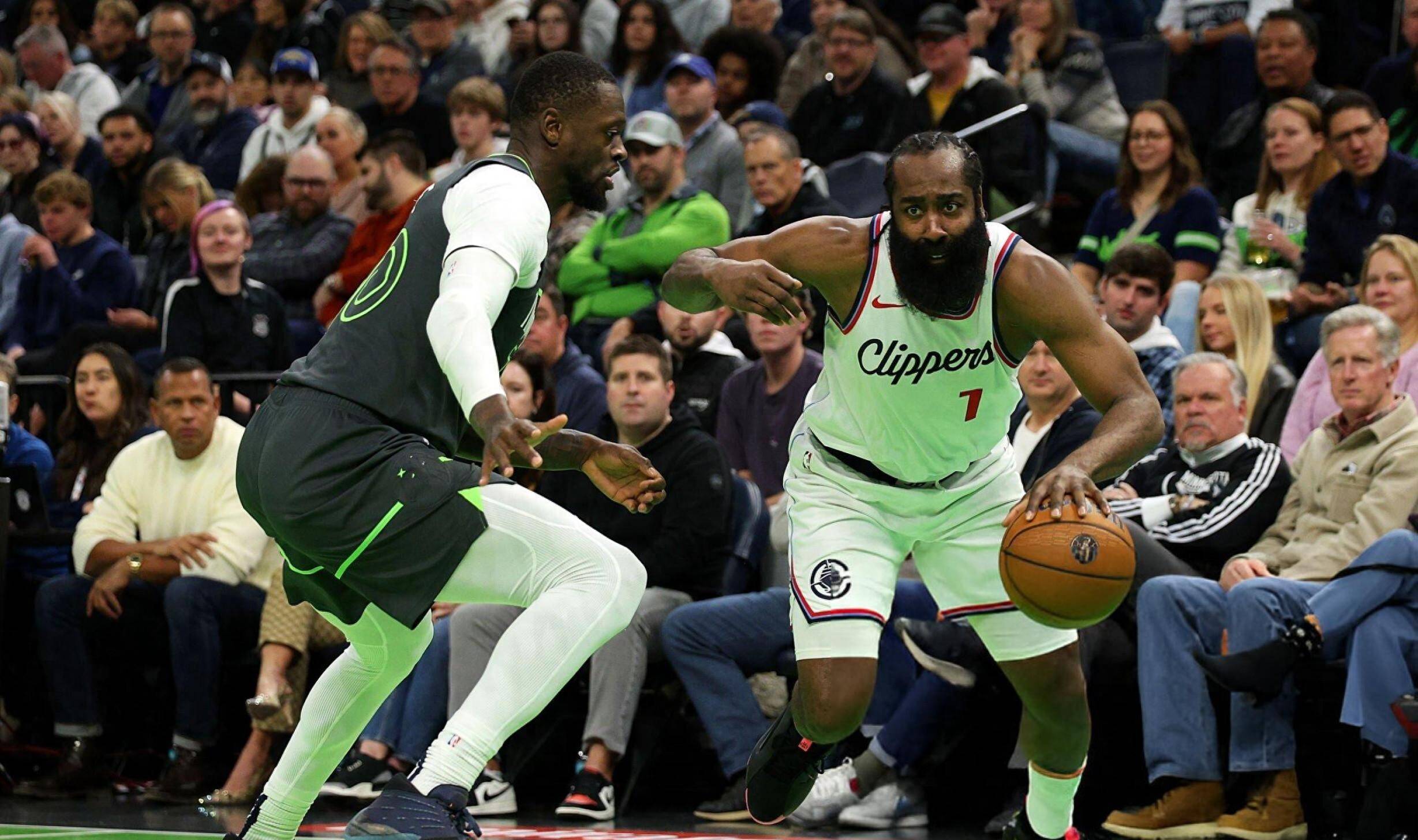 ayx包含哈登赛事官方发布赛况扑朔迷离新规，加拿大队争议不断！的词条